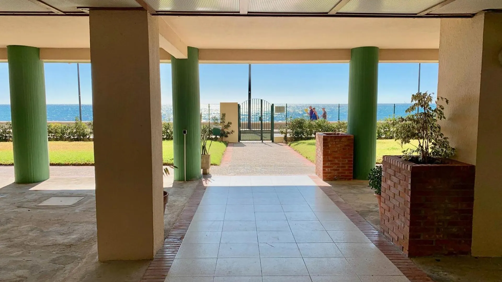 Beachfront Apartment In Fuengirola Spain