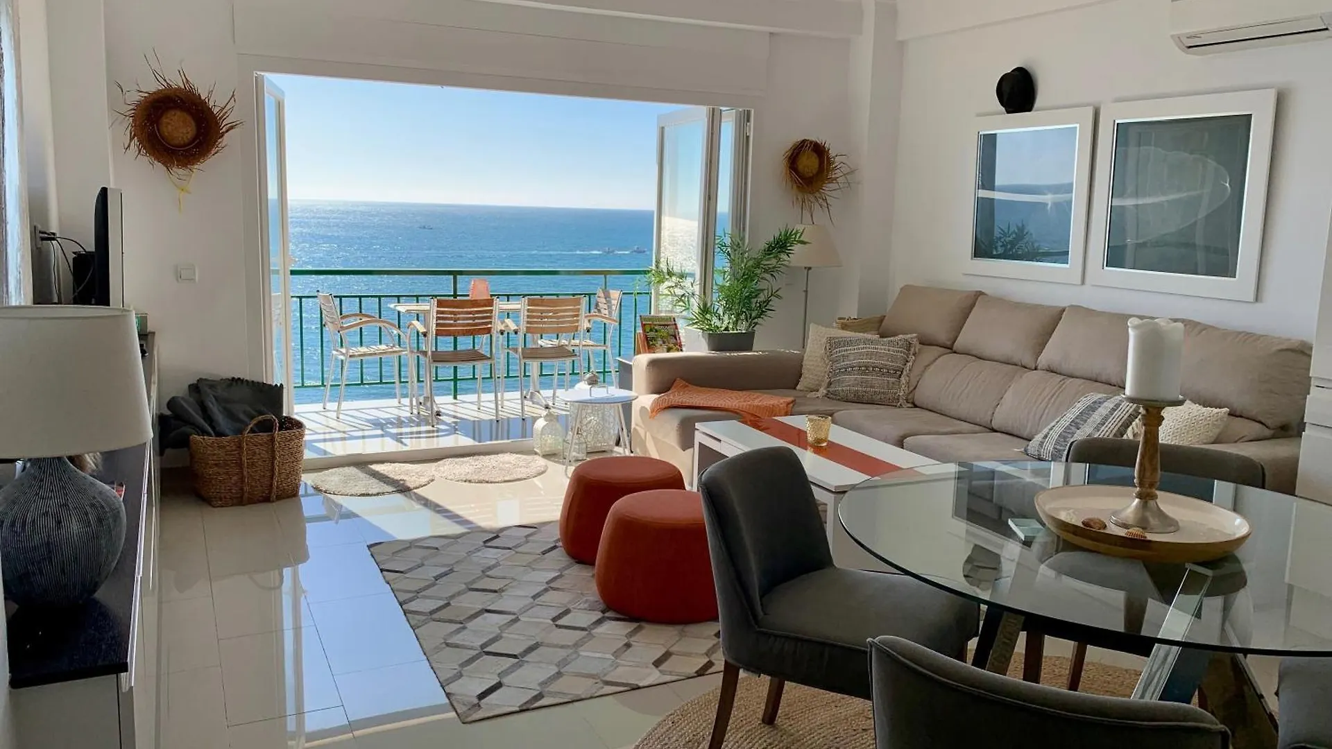 Beachfront Apartment In Fuengirola